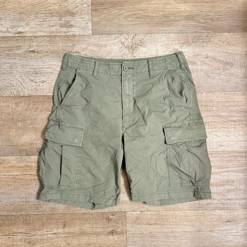 Uniqlo Olive Cargo Shorts